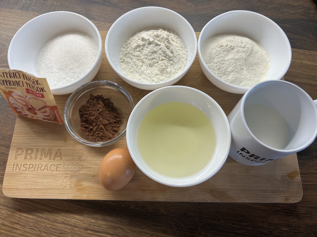 Krtkovy muffiny s banánem a šlehačkou