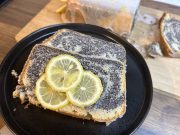 Makový chlebíček s citronovou polevou Makový chlebíček s citronovou polevou