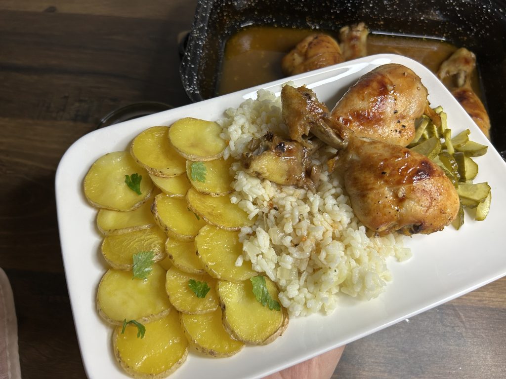 Pečená marinovaná kuřecí stehna s pomerančem a medem