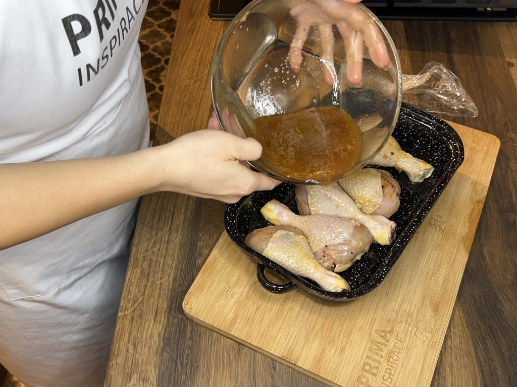 Pečená marinovaná kuřecí stehna s pomerančem a medem