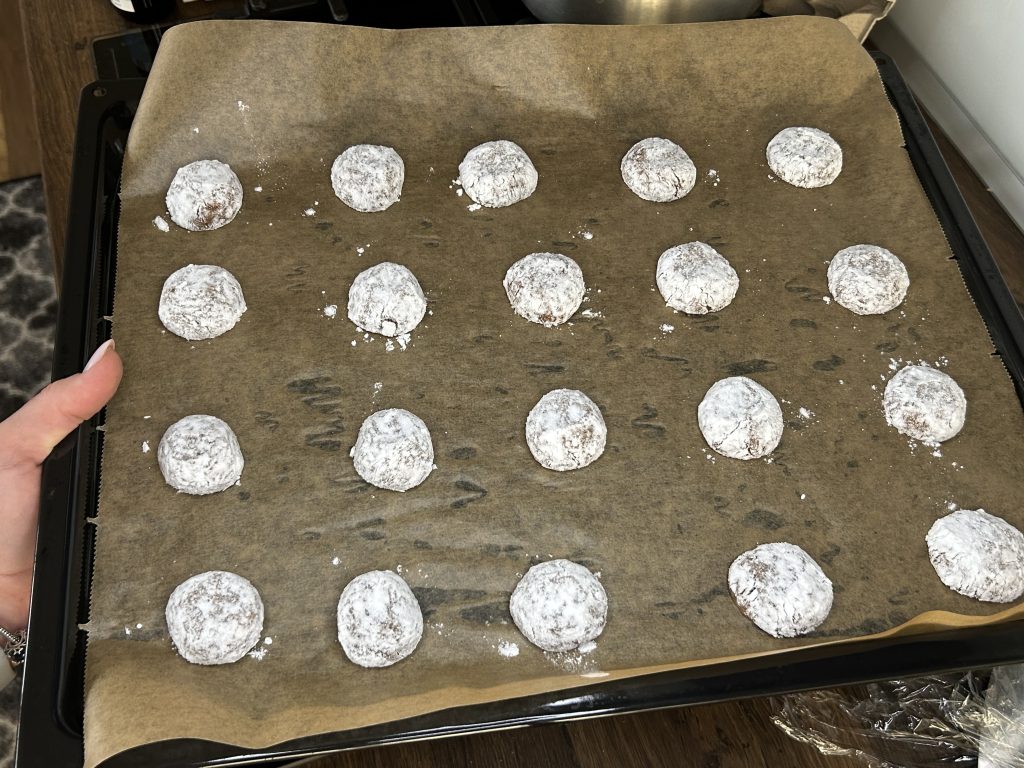 Perníkové crinkles – voňavé sušenky s prasklinami