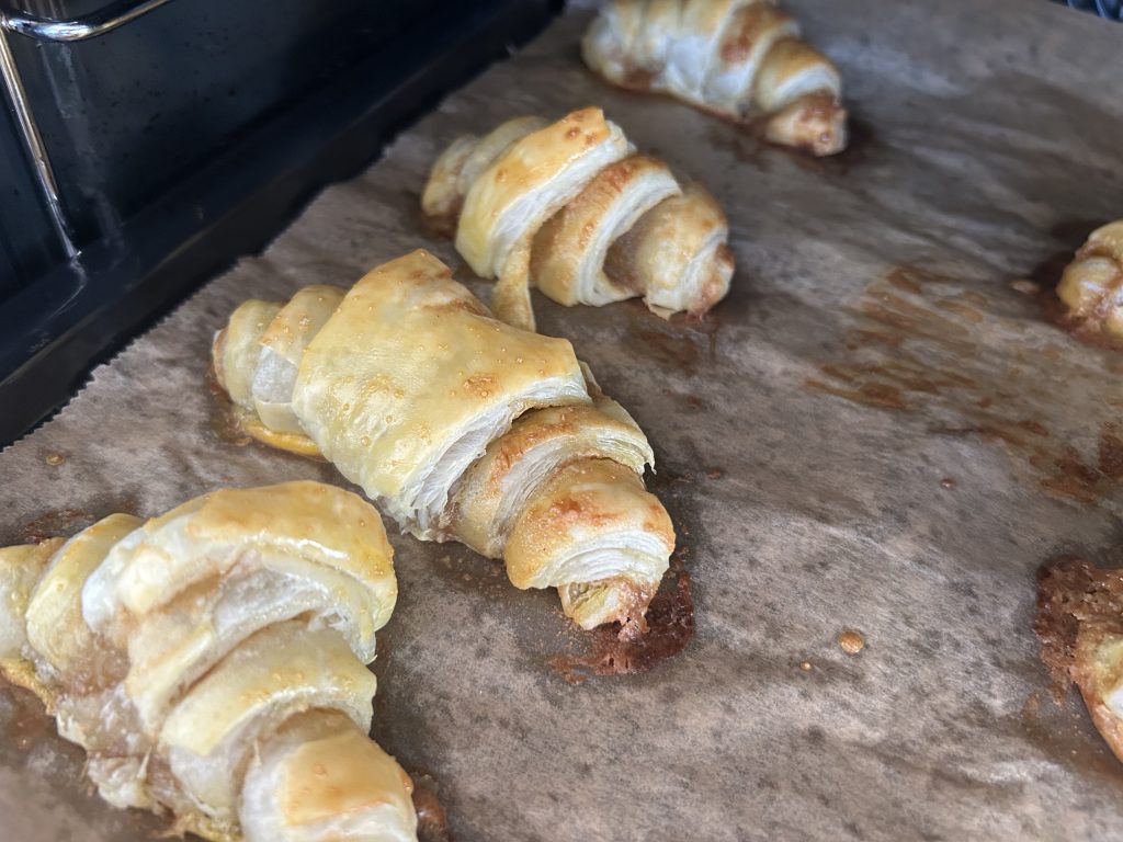 Pistáciové croissanty z listového těsta