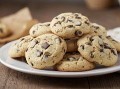 Domácí cookies sušenky s čokoládou – hotové za 20 minut Domácí cookies sušenky s čokoládou – hotové za 20 minut