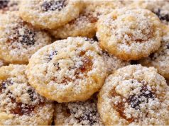 Rychlé a úžasně chutné: tvarohové koláčky s drobenkou, které zmizí jako první