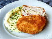 Kuřecí řízky Cordon bleu plněné šunkou a sýrem s bramborovou kaší