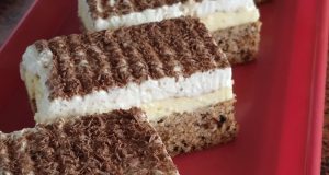 Ořechový hrnkový dort: Jednoduchý, vláčný a neuvěřitelně dobrý