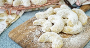 Jednoduchý recept na tradiční vanilkové rohlíčky – Rychlý a snadný recept!