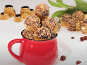 Vyzkoušejte tyto domácí Ferrero Rocher kuličky – Chutnají skvěle! Nepečené domácí kuličky Ferrero Rocher: Nejlepší recept, který hravě předčí kupované
