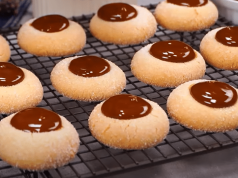 Mléčné domácí sušenky s náplní: Jednoduchý recept ideální ke kávě