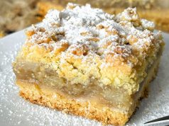 Jednoduchý jablečný koláč hotový za 35 minut – nadýchaný a krásně vláčný