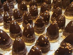 Včelí úlky s krémem – tradiční nepečené vánoční cukroví