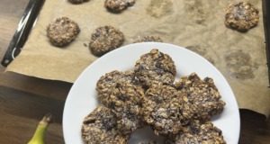 Zdravé banánové sušenky z ovesných vloček Banánové sušenky z ovesných vloček – zdravé cookies ze 3 surovin