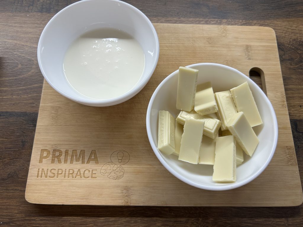 Borůvkový koláč s bílou čokoládou