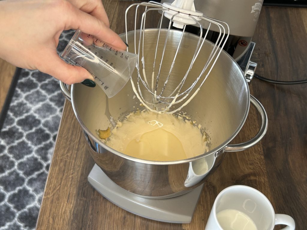 Borůvkový koláč s bílou čokoládou