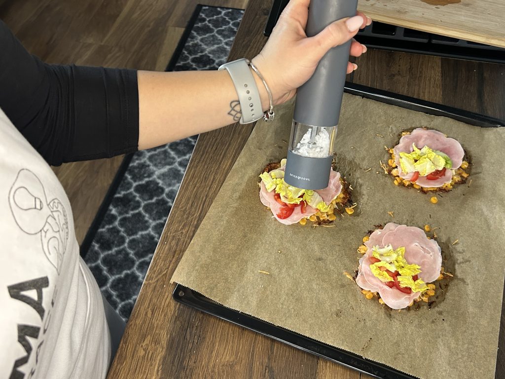 Kukuřičné tacos se sýrem a zeleninou