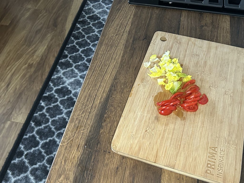 Kukuřičné tacos se sýrem a zeleninou