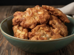 Střapaté kuřecí řízky bez trojobalu – rychlý a šťavnatý oběd z pánve