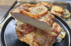 Zelný steak zapečený s mletým masem Zelný steak zapečený s mletým masem: Rychlá a sytá večeře z trouby