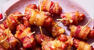 Mini párky ve slanině s hnědým cukrem: Rychlé pohoštění, které mizí ze stolu Mini párky ve slanině s hnědým cukrem: Rychlé pohoštění, které mizí ze stolu