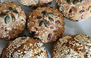 Domácí zdravé cottage bulky – jednoduché domácí pečivo bez kynutí