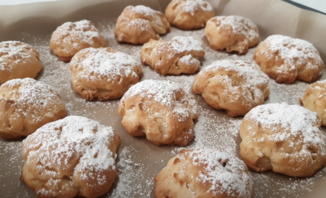 Křupavé italské jablečné sušenky – jednoduchý recept jen ze 2 jablek Křupavé italské jablečné sušenky – jednoduchý recept jen ze 2 jablek
