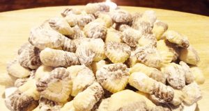 Sádlové tlapky: tradiční křehké cukroví jen ze 4 surovin