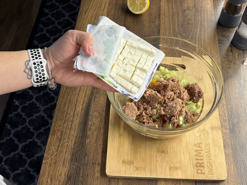 Cizrnový salát s tuňákem a fetou