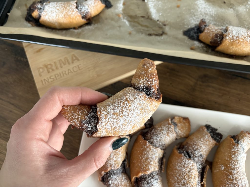 Vynikající čokoládové croissanty z cottage sýra