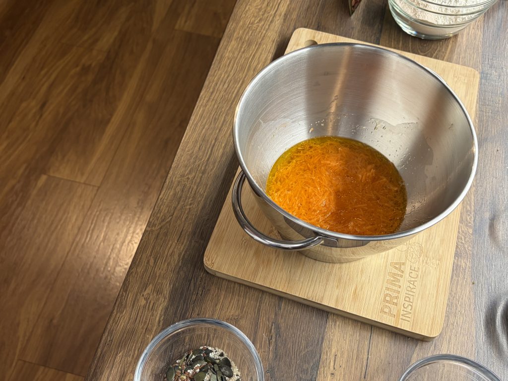 Mrkvové housky s ovesnými vločkami a chia semínky