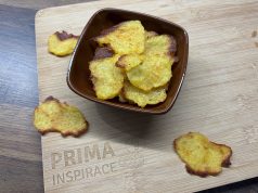 Pečené bramborové chipsy z vařených brambor – křupavý snack z trouby