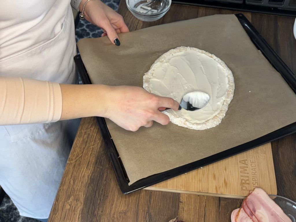 Domácí pizza se zdravějším tvarohovým základem