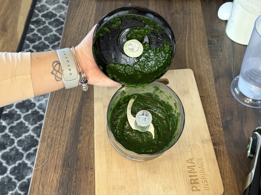 Špenátové halušky se sýrovou omáčkou