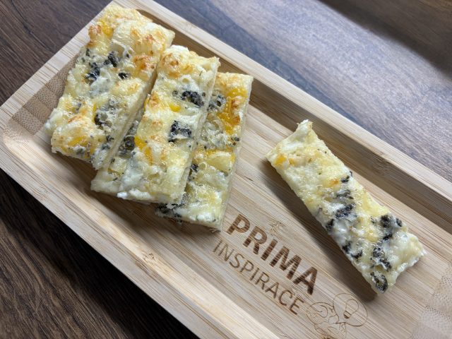 Sýrové štangle jen ze 4 surovin Sýrové štangle jen ze 4 surovin