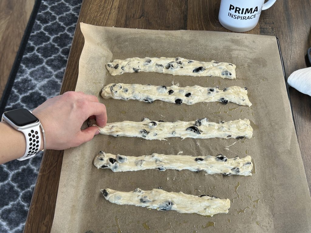 Chlebové tyčinky s olivami