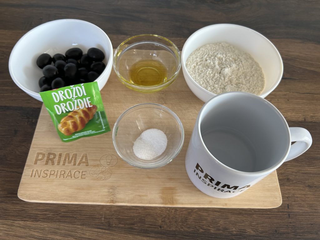 Chlebové tyčinky s olivami