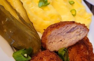 Zapomeňte na klasické karbanátky! Pravý holandský řízek se sýrem je mnohem šťavnatější Holandský řízek z mletého masa a sýra – poctivý recept s křupavou krustou