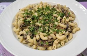 Máte v mrazáku zásoby hub? Udělejte z nich tuhle luxusní smetanovou rychlovku