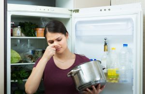 Tohle v lednici už nenechávejte! Jak ji vyčistit a uspořádat po svátcích