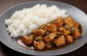 Kuřecí nudličky na čínský způsob: Rychlovka z woku, která chutná všem Kuřecí maso na čínský způsob se zeleninou a sójovou omáčkou