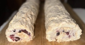 Pavlova roláda – lehký dezert s křehkým sněhem a jemným krémem