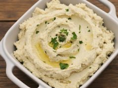 Tofu pomazánka s česnekem: Svěží rychlovka pro každého milovníka pomazánek Jarní tofu pomazánka s česnekem: Svěží rychlovka pro každého milovníka pomazánek