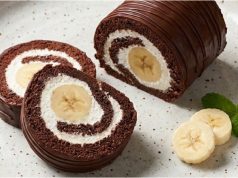Tvarohová roláda s banánem: Lehký kakaový dezert bez mouky