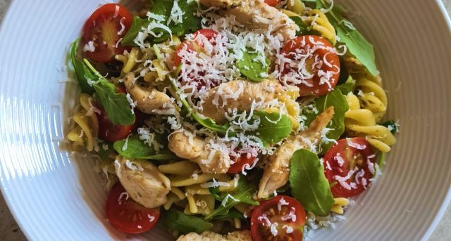 těstovinový salát 2