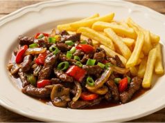 Vepřová čína s křupavou zeleninou a hranolky jako z restaurace