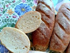 Domácí bagetky jako z pekárny: Nadýchané, vláčné a s křupavou kůrkou