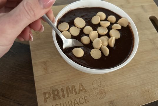 Jednoduchý banánový pudink bez škrobu – rychlý dezert ze 3 surovin