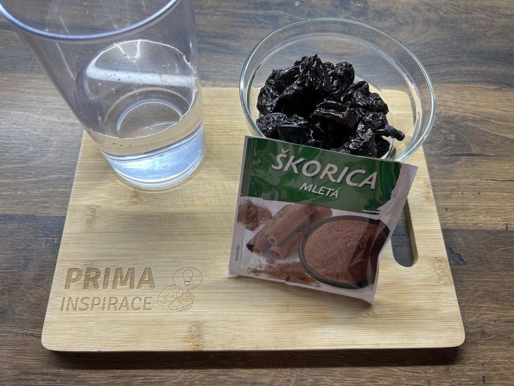 Domácí švestková povidla ze sušených švestek - rychlý a snadný recept