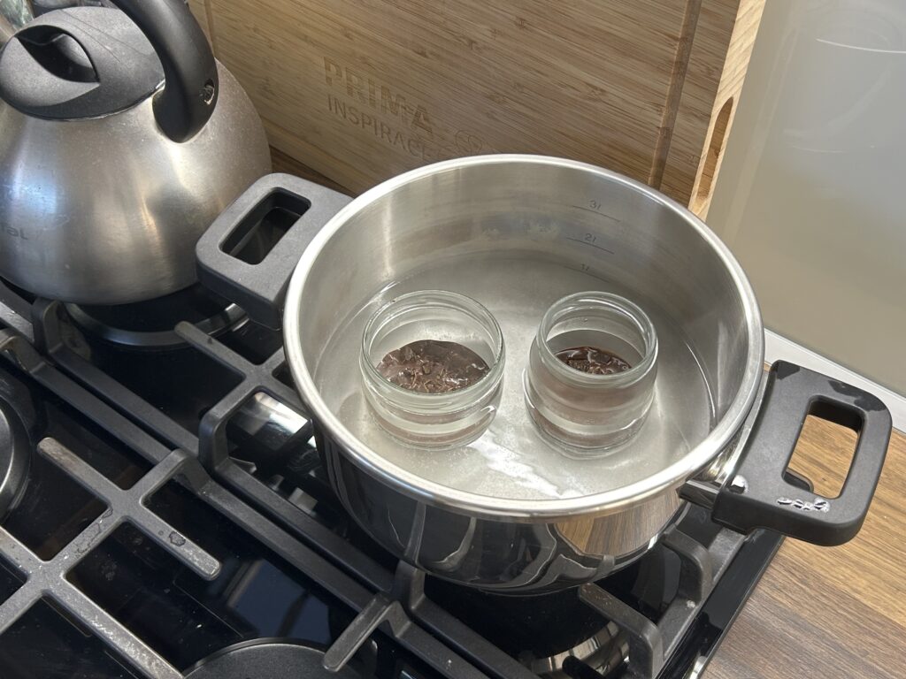 Hrníčkový Nutella dortík za 15 minut: rychlý čokoládový dezert bez pečení