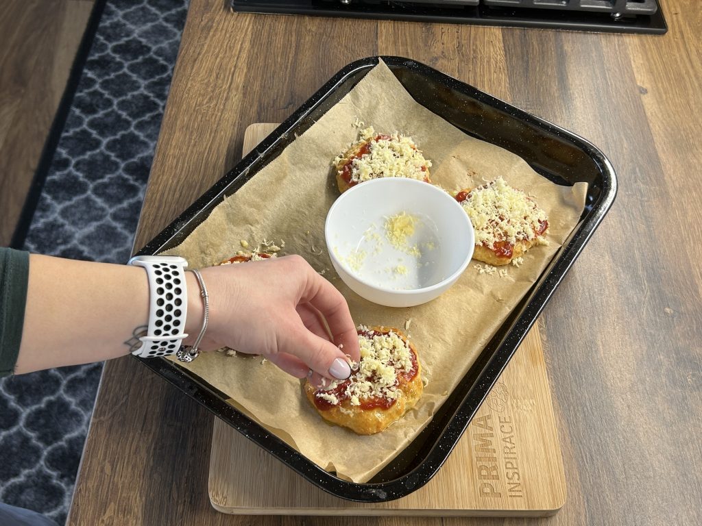 Langoše z řeckého jogurtu pečené v troubě - recept, který musíte vyzkoušet!