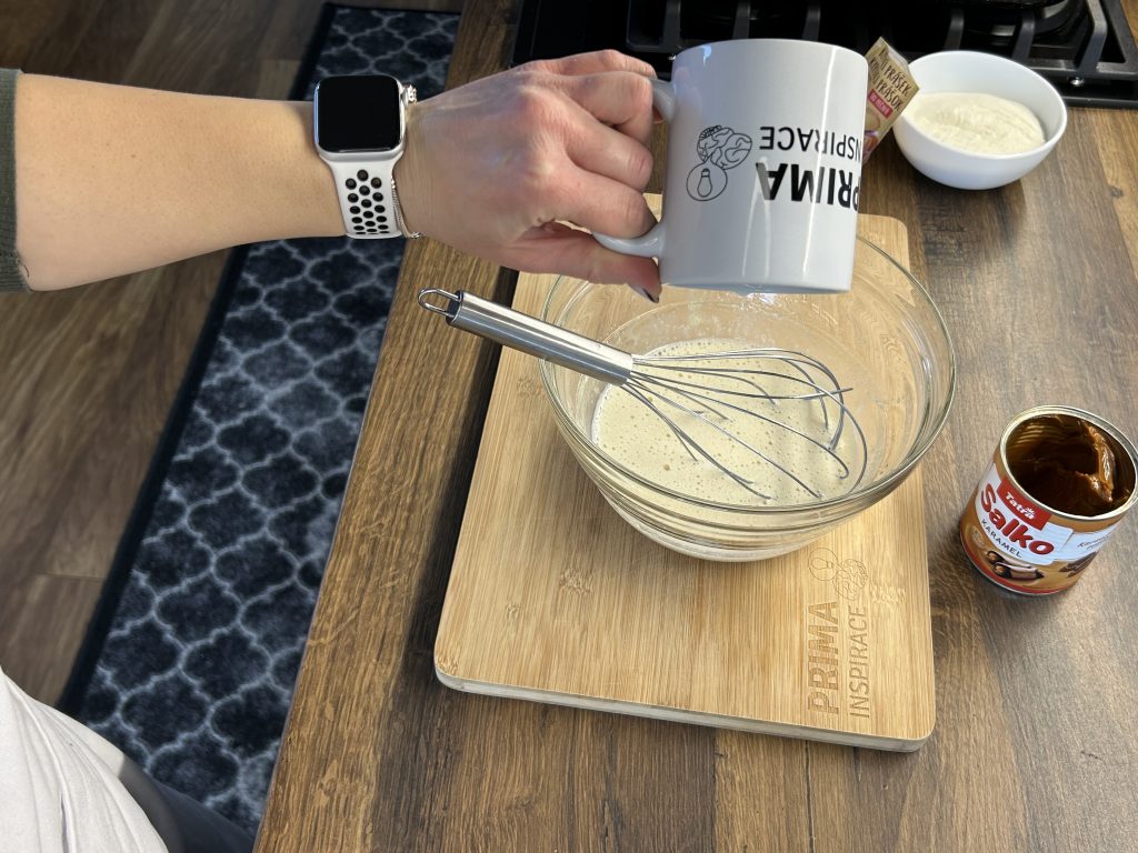 Muffiny plněné karamelovým salkem